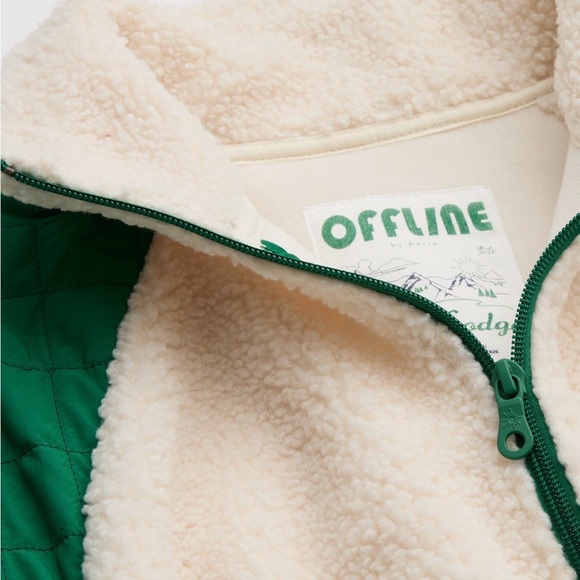 aerie Cream Sherpa Jacket with Green Quilted Shoulders - Picture 6 of 14